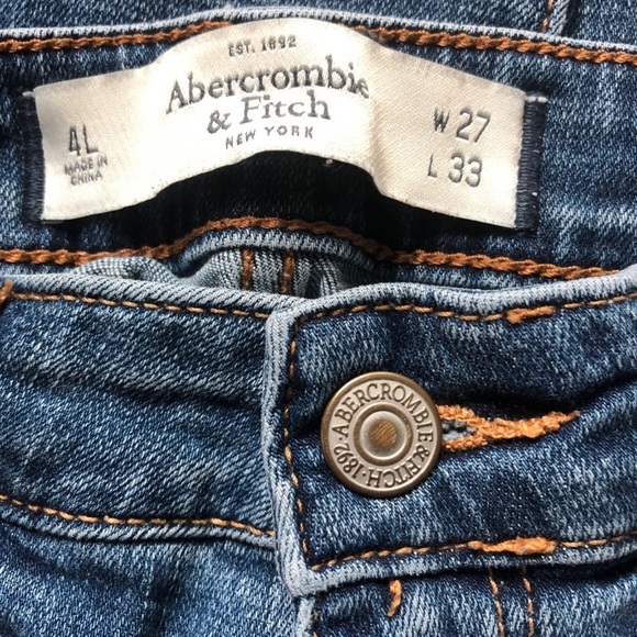 Jeans - Picture 2 of 2